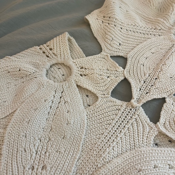 Cult Gaia M Floreana paneled dress Cream Crochet Halter Dress - Picture 5 of 9